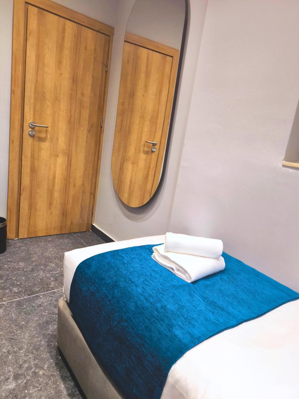 Spinola Hotel Сент Джулианс Экстерьер фото