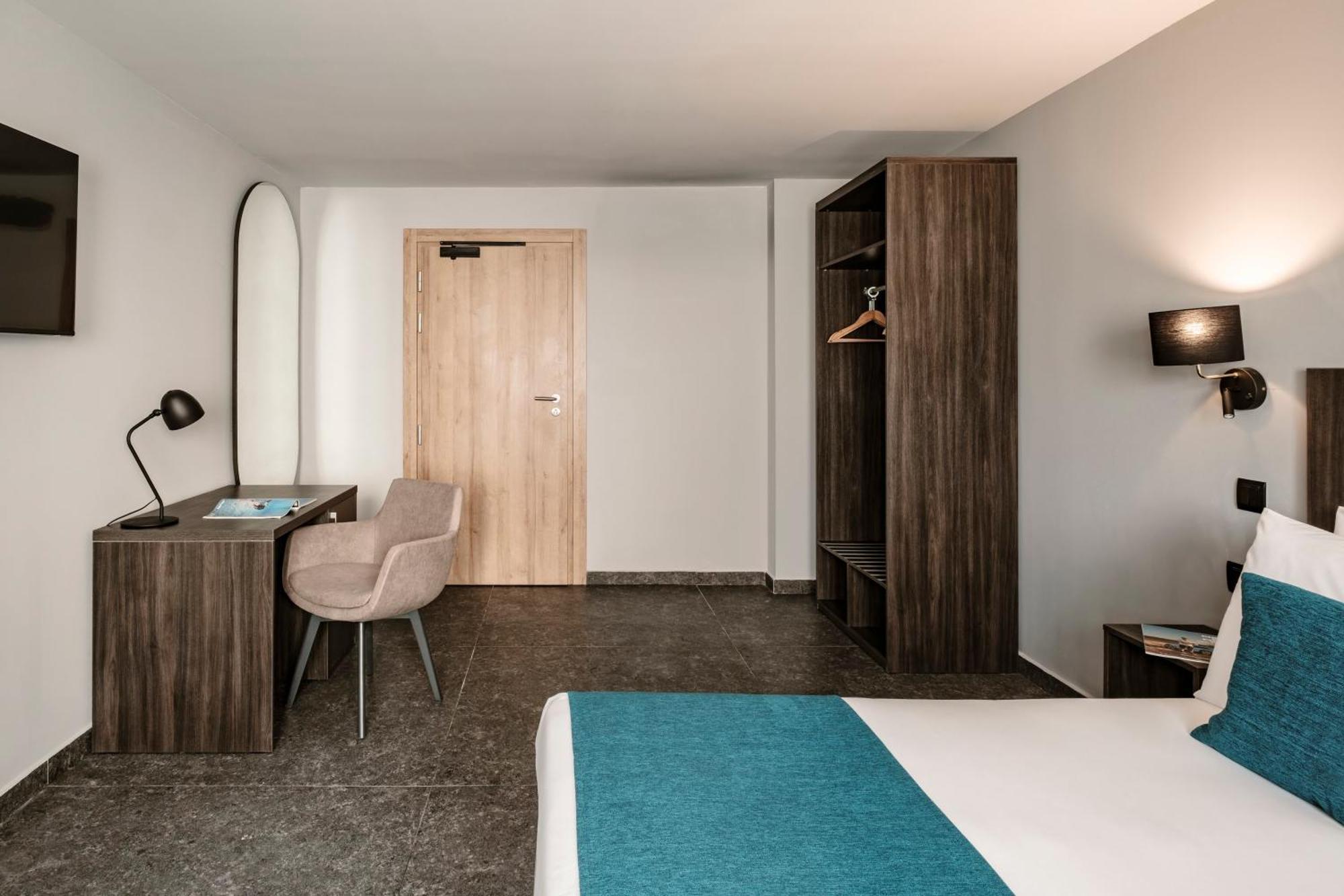Spinola Hotel Сент Джулианс Экстерьер фото