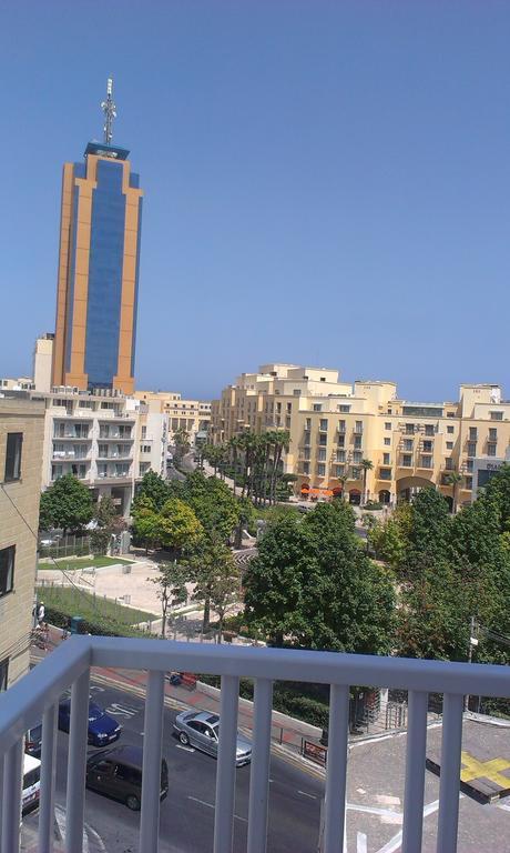 Spinola Hotel Сент Джулианс Экстерьер фото